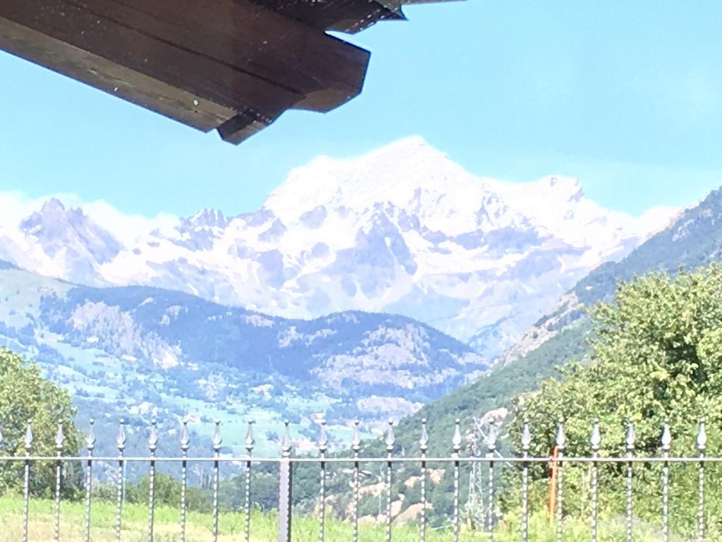 Appartamento Fleur Des Neiges Aosta Zewnętrze zdjęcie